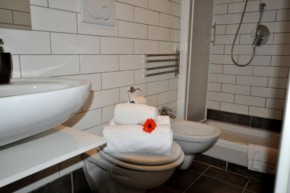 Le Suites Di Tevere Home Rome Extérieur photo