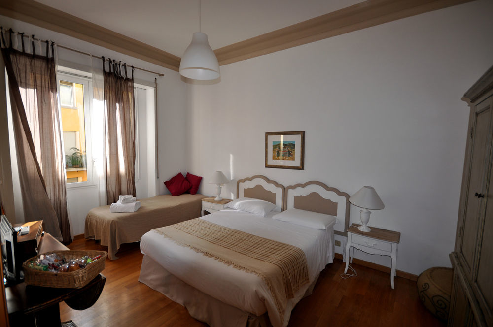 Le Suites Di Tevere Home Rome Extérieur photo